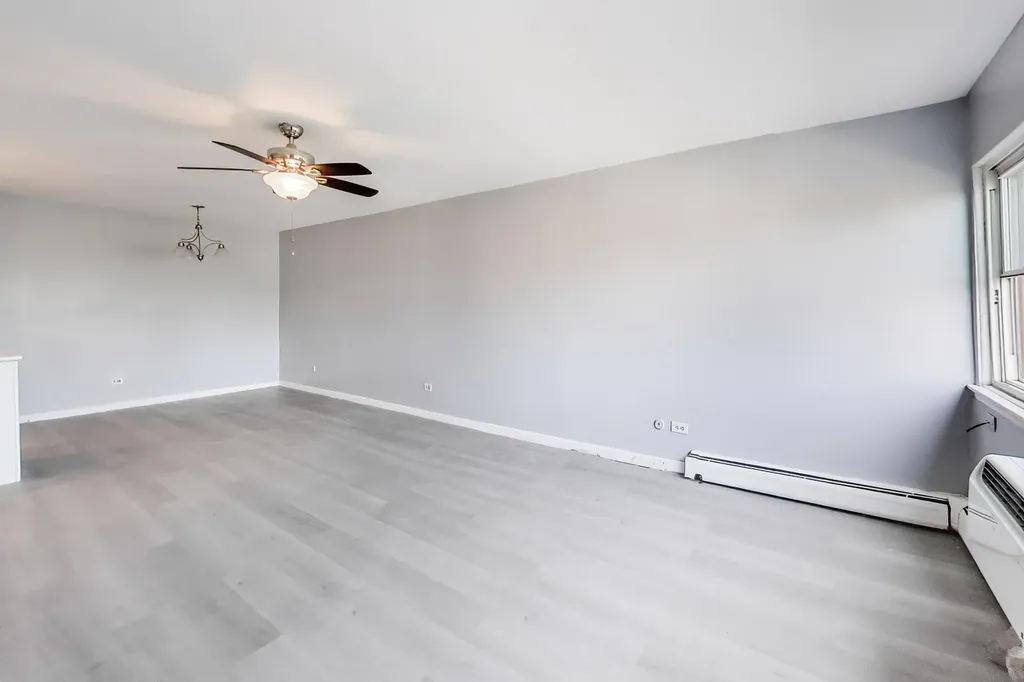 7854 South South Shore Drive Chicago IL 60649
