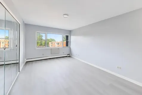 7854 South South Shore Drive Chicago IL 60649