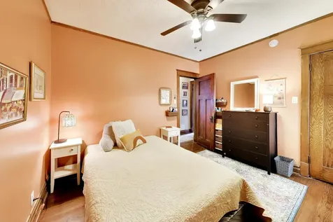 617 Clarence Avenue Oak Park IL 60304