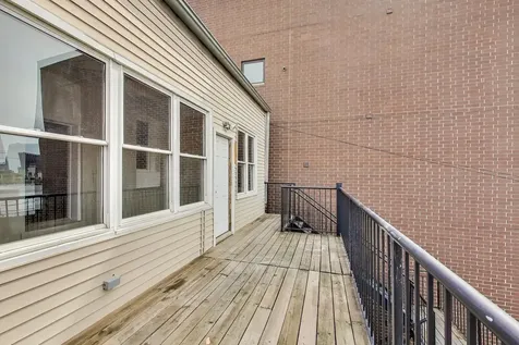 1429 West Grand Avenue Chicago IL 60642