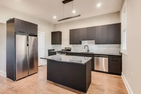 1429 West Grand Avenue Chicago IL 60642