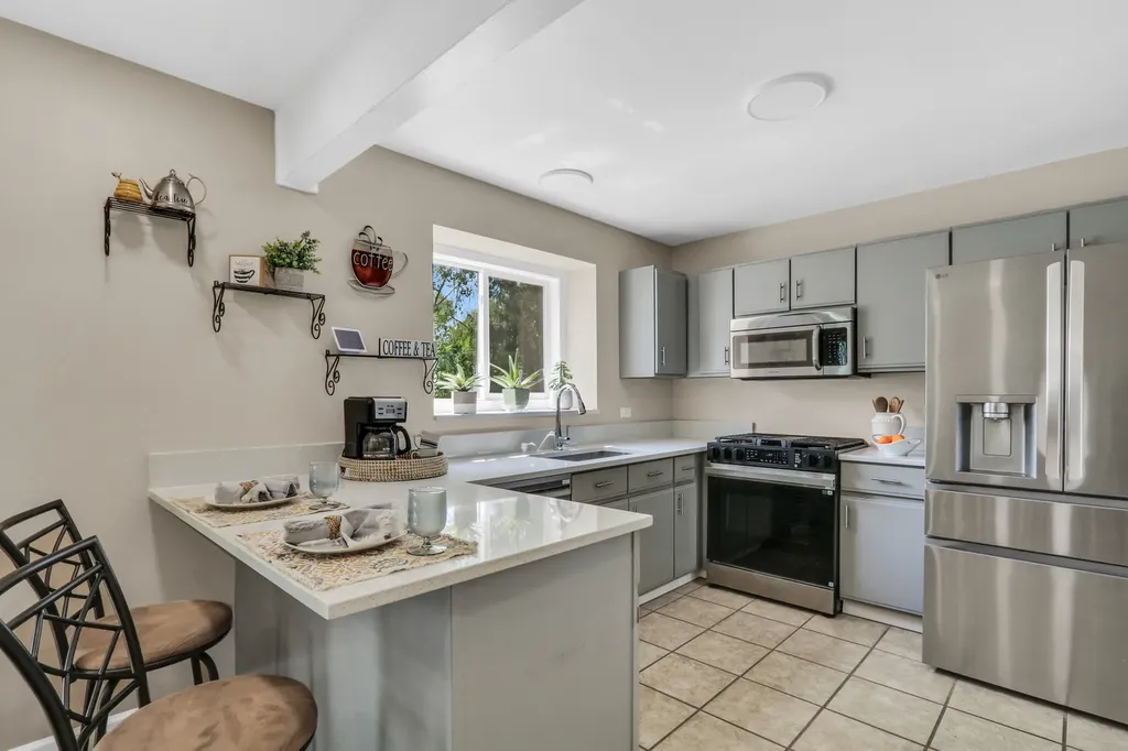 492 Donin Drive Antioch IL 60002