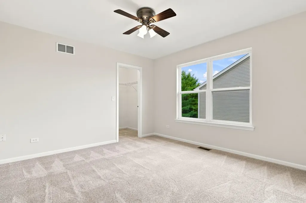 16055 Selfridge Circle Plainfield IL 60586