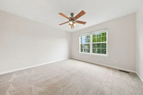 16055 Selfridge Circle Plainfield IL 60586