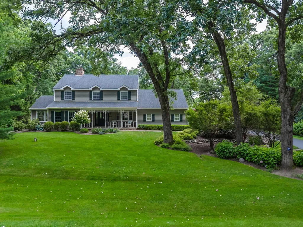 9217 Shadow Lane Bull Valley IL 60097