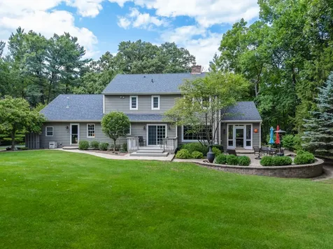 9217 Shadow Lane Bull Valley IL 60097