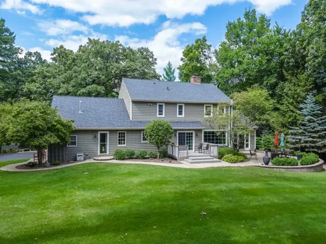 9217 Shadow Lane Bull Valley IL 60097