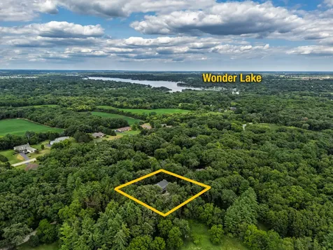 9217 Shadow Lane Bull Valley IL 60097