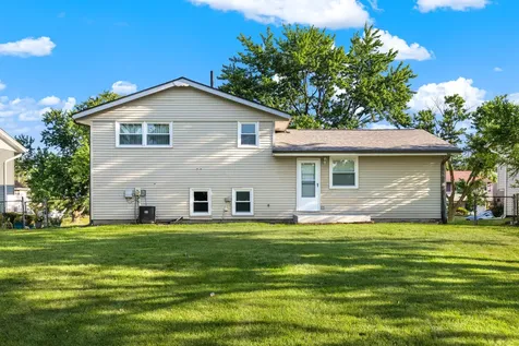 3308 Birchwood Drive Hazel Crest IL 60429