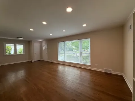 318 South Hale Street Palatine IL 60067