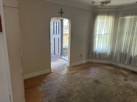 3353 West 61st Street Chicago IL 60629