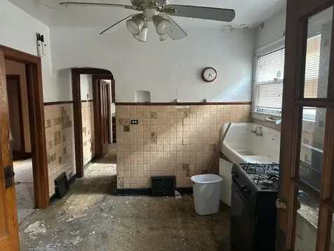 3353 West 61st Street Chicago IL 60629