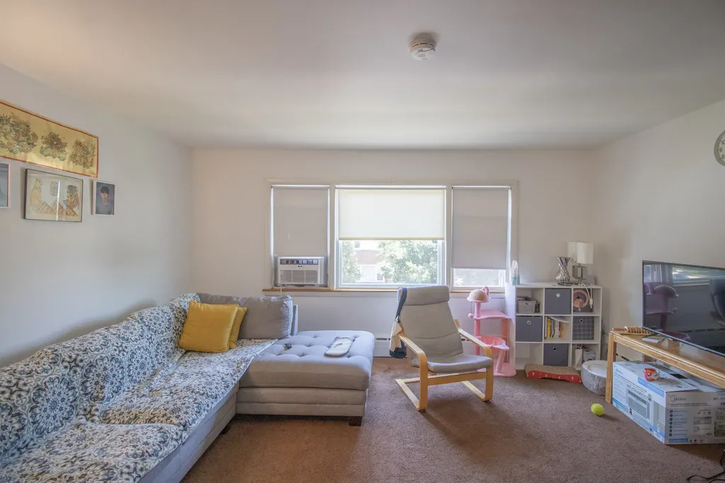 4936 Greenwood Street Skokie IL 60077