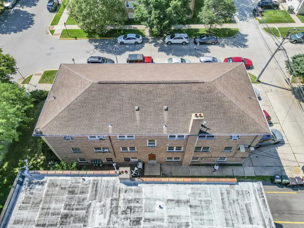 4936 Greenwood Street Skokie IL 60077