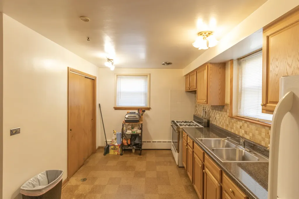 4936 Greenwood Street Skokie IL 60077