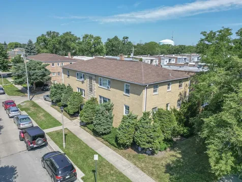 4936 Greenwood Street Skokie IL 60077