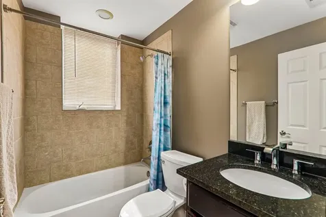 1670 Mill Street Des Plaines IL 60016