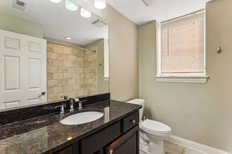 1670 Mill Street Des Plaines IL 60016
