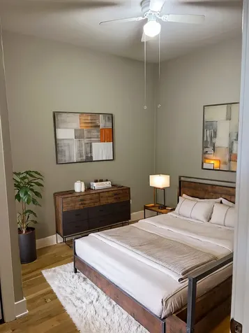 1753 West Augusta Avenue Chicago IL 60622