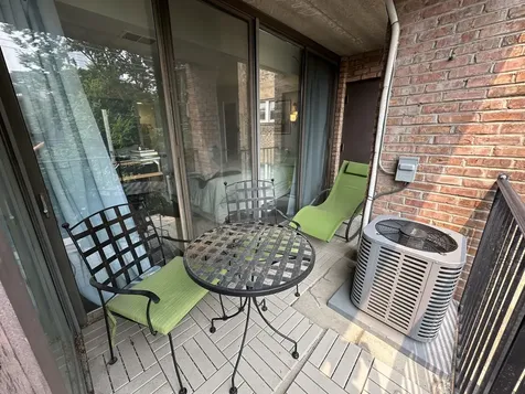 651 West Sheridan Road Chicago IL 60613