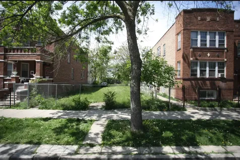 1538 North Lorel Avenue Chicago IL 60651