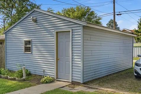 1010 West 5th Street Sterling IL 61081