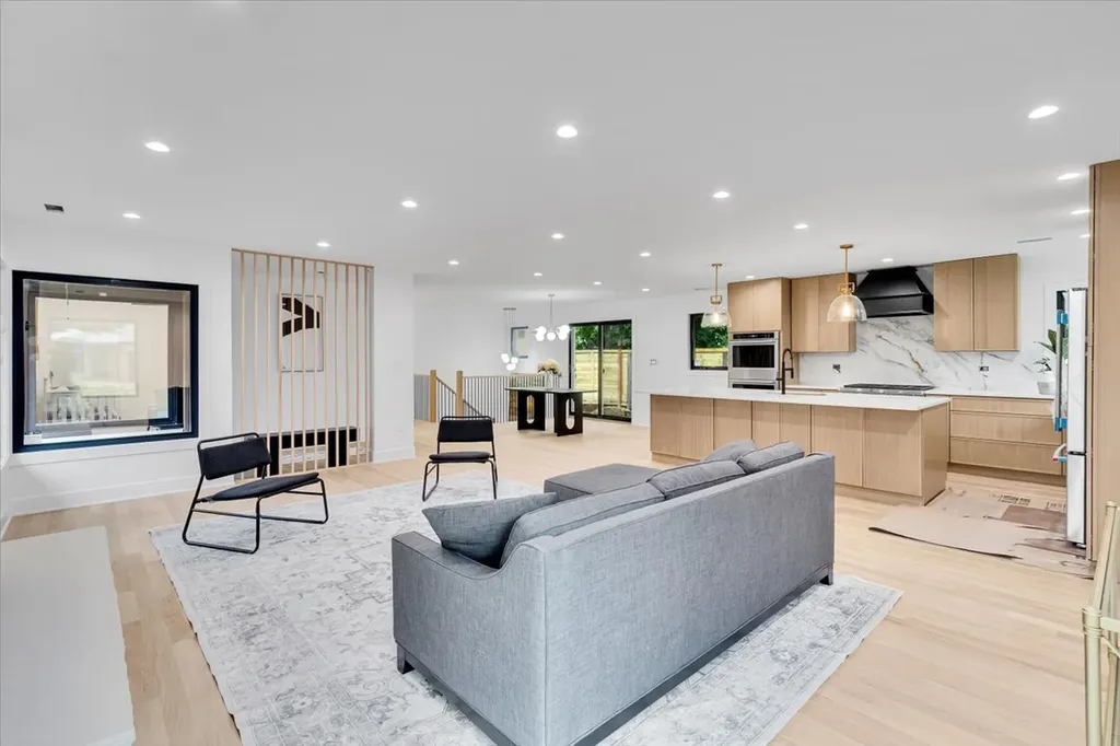 2740 Orchard Lane Wilmette IL 60091