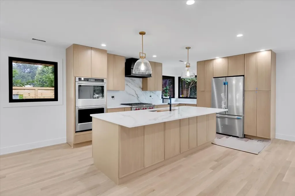 2740 Orchard Lane Wilmette IL 60091