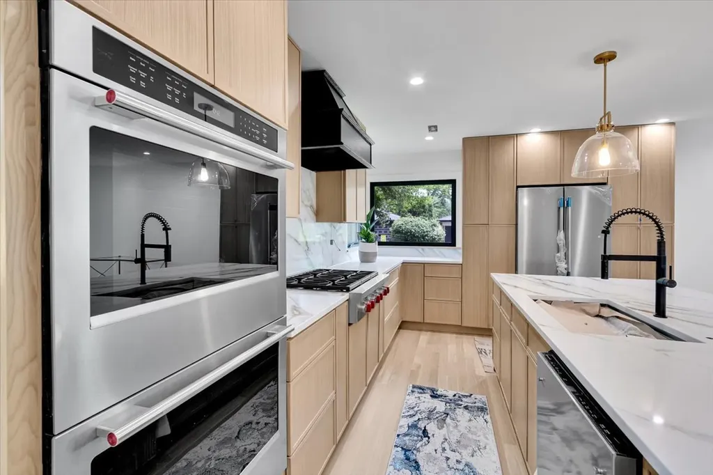 2740 Orchard Lane Wilmette IL 60091