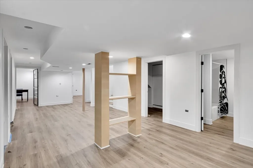 2740 Orchard Lane Wilmette IL 60091