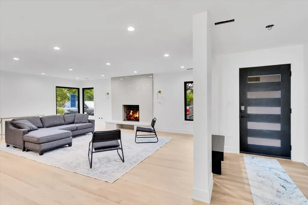 2740 Orchard Lane Wilmette IL 60091