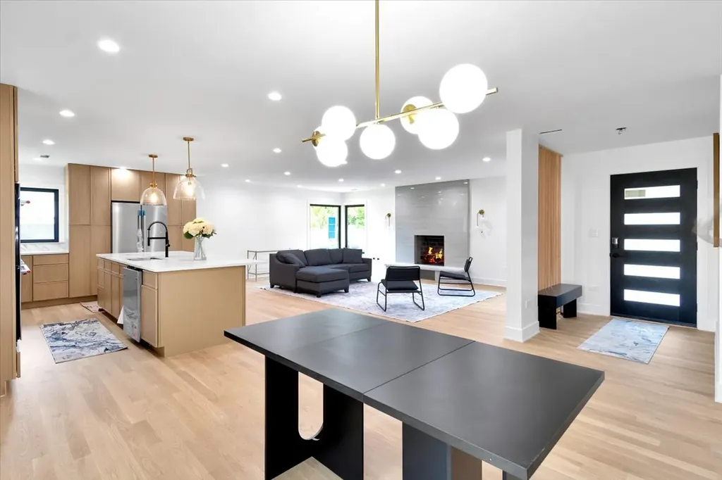2740 Orchard Lane Wilmette IL 60091