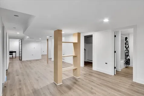 2740 Orchard Lane Wilmette IL 60091