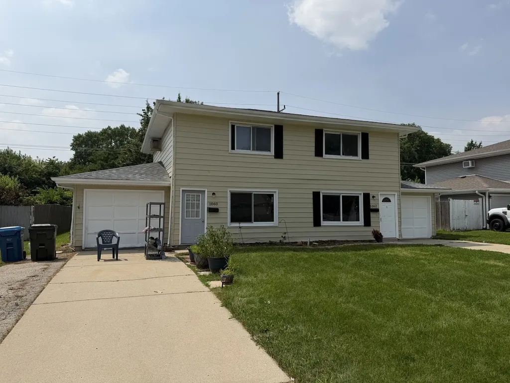 1060 & 1062 North Highland Avenue Aurora IL 60506