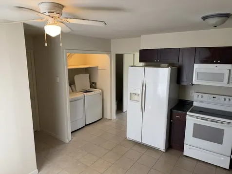 1060 & 1062 North Highland Avenue Aurora IL 60506