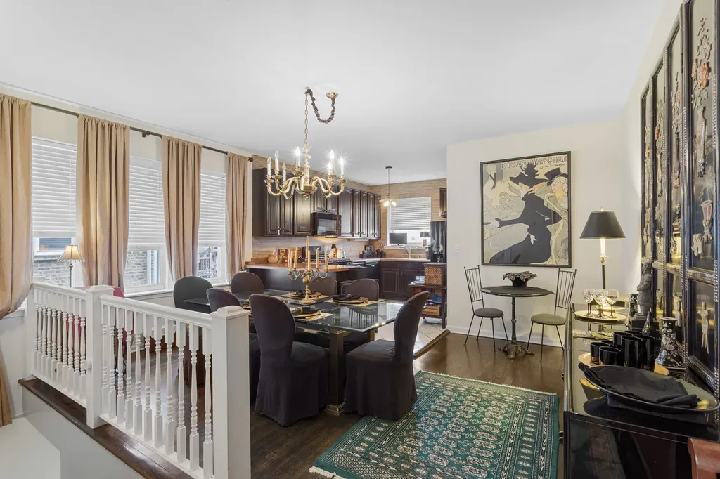 3512 West Leland Avenue Chicago IL 60625