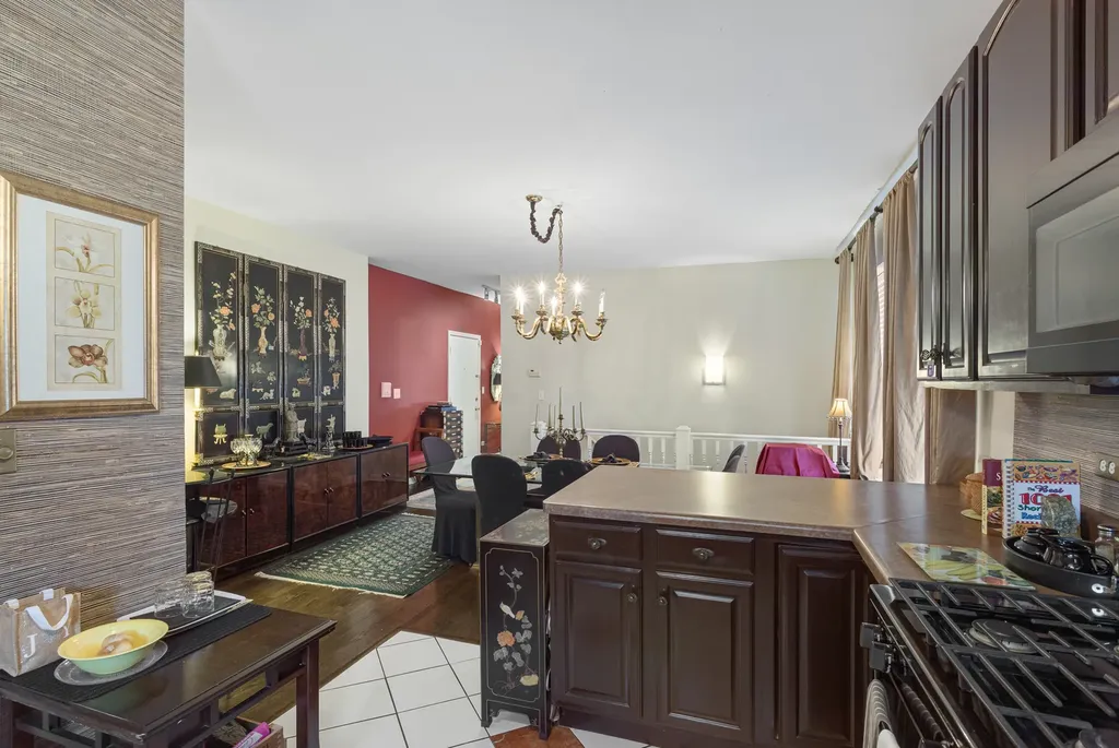 3512 West Leland Avenue Chicago IL 60625