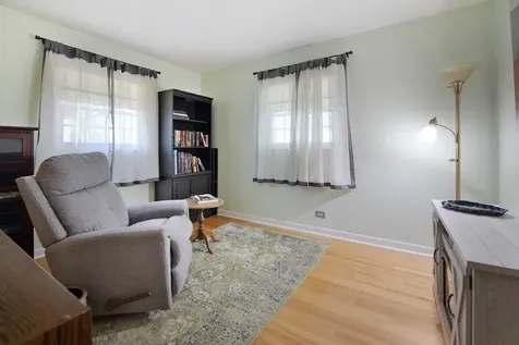 736 Deborah Avenue Elgin IL 60123