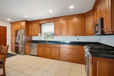 736 Deborah Avenue Elgin IL 60123