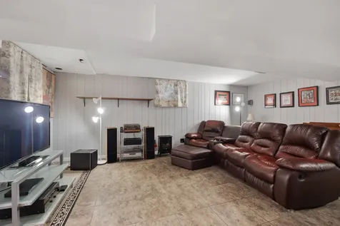 736 Deborah Avenue Elgin IL 60123