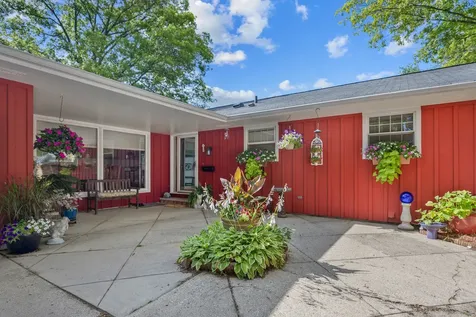 736 Deborah Avenue Elgin IL 60123
