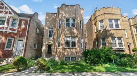5714 North Christiana Avenue Chicago IL 60659