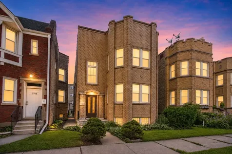 5714 North Christiana Avenue Chicago IL 60659