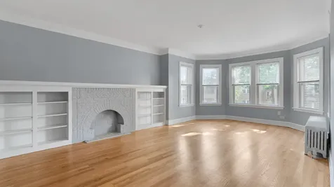 5714 North Christiana Avenue Chicago IL 60659