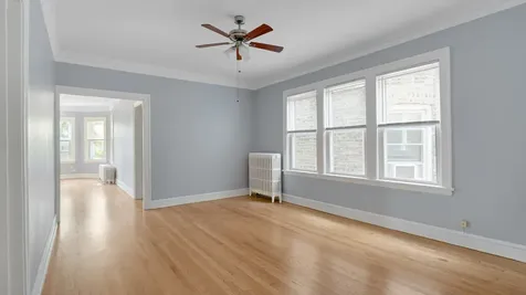 5714 North Christiana Avenue Chicago IL 60659