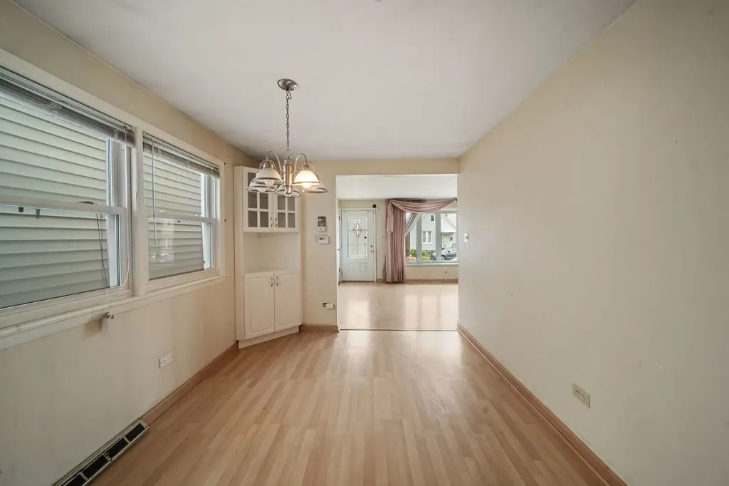 3753 South Emerald Avenue Chicago IL 60609