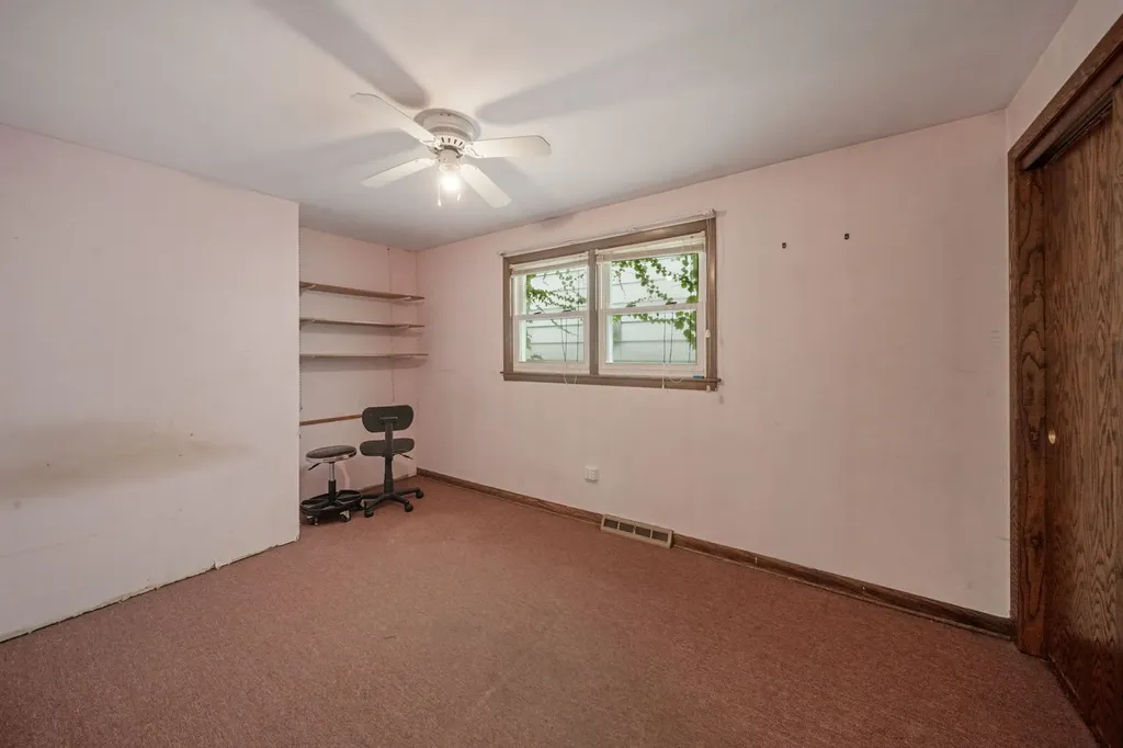 3753 South Emerald Avenue Chicago IL 60609