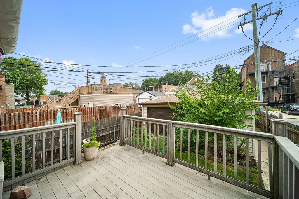 3753 South Emerald Avenue Chicago IL 60609