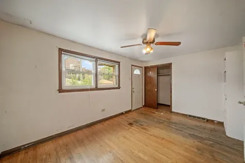 3753 South Emerald Avenue Chicago IL 60609