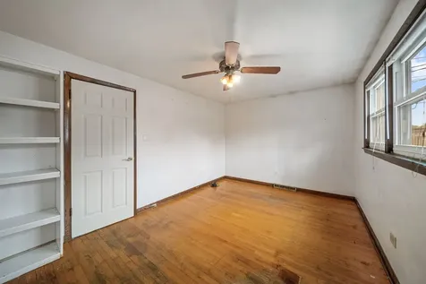 3753 South Emerald Avenue Chicago IL 60609